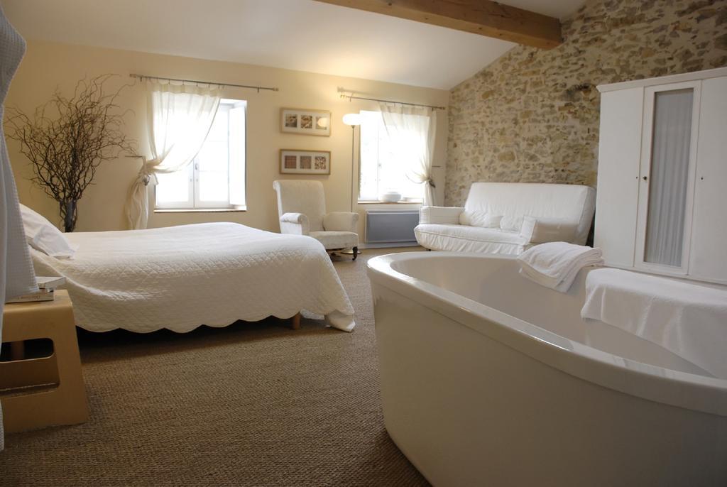 La Maison Vieille Maison D'Hotes & Gites Guest house